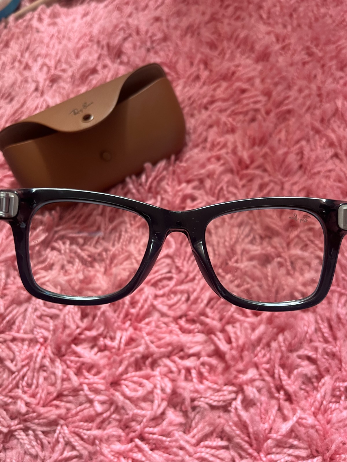 Ray-Ban Meta Wayfarer Smart Glasses – Standard Size Shiny Black Frames with Case
