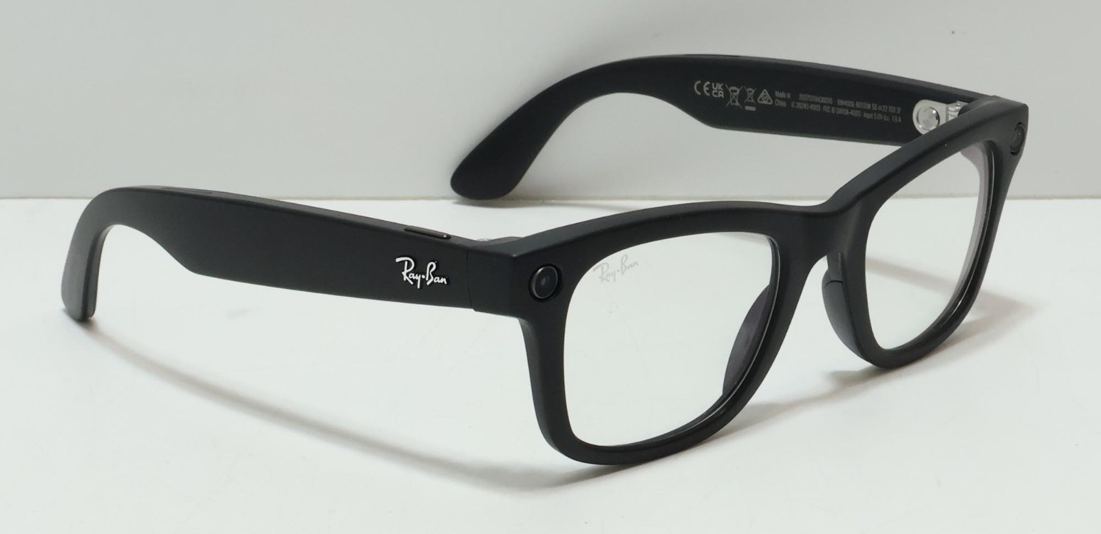Ray-Ban Meta Wayfarer Smart Glasses RW4006 (Clear)