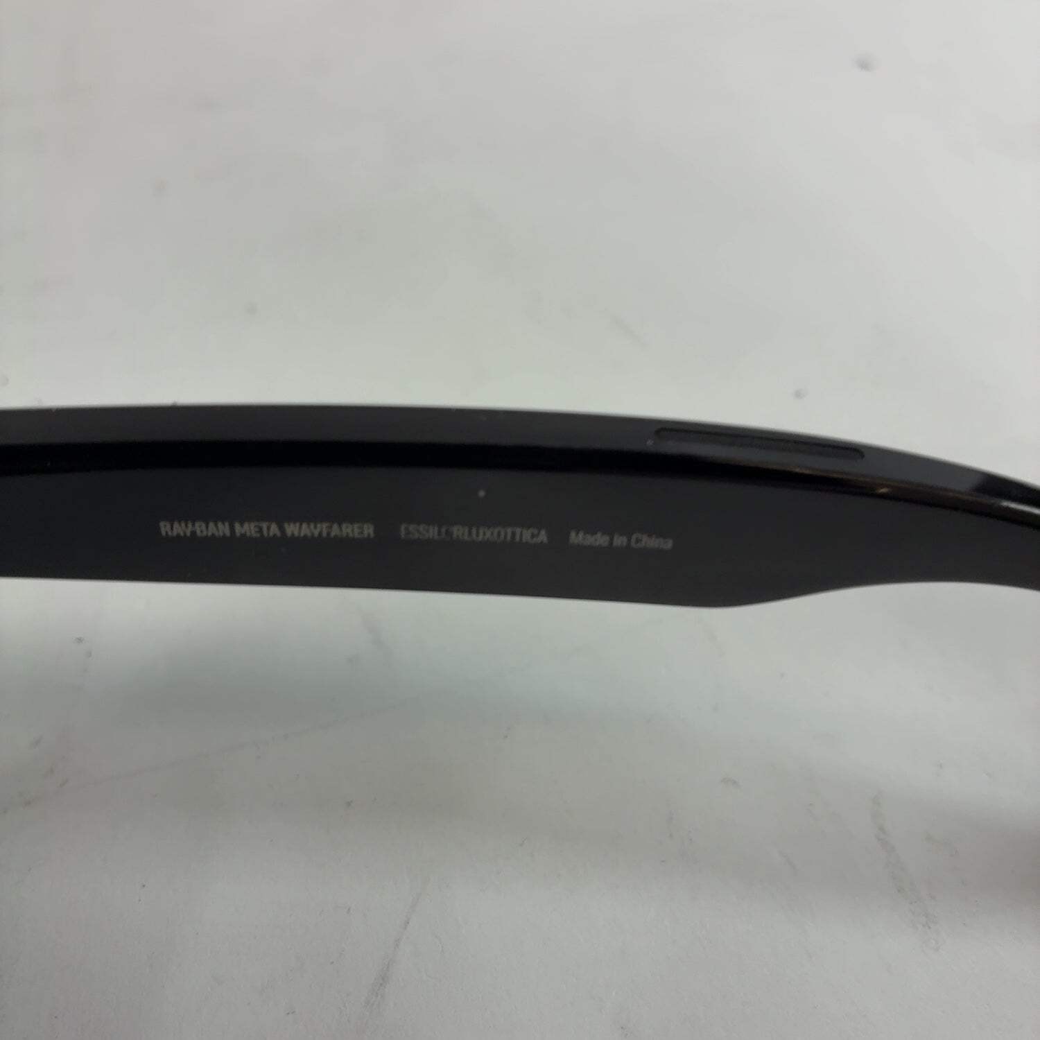 Ray-Ban Meta Wayfarer Shiny Black Standard RW4006 601/71 AI Smart Glasses