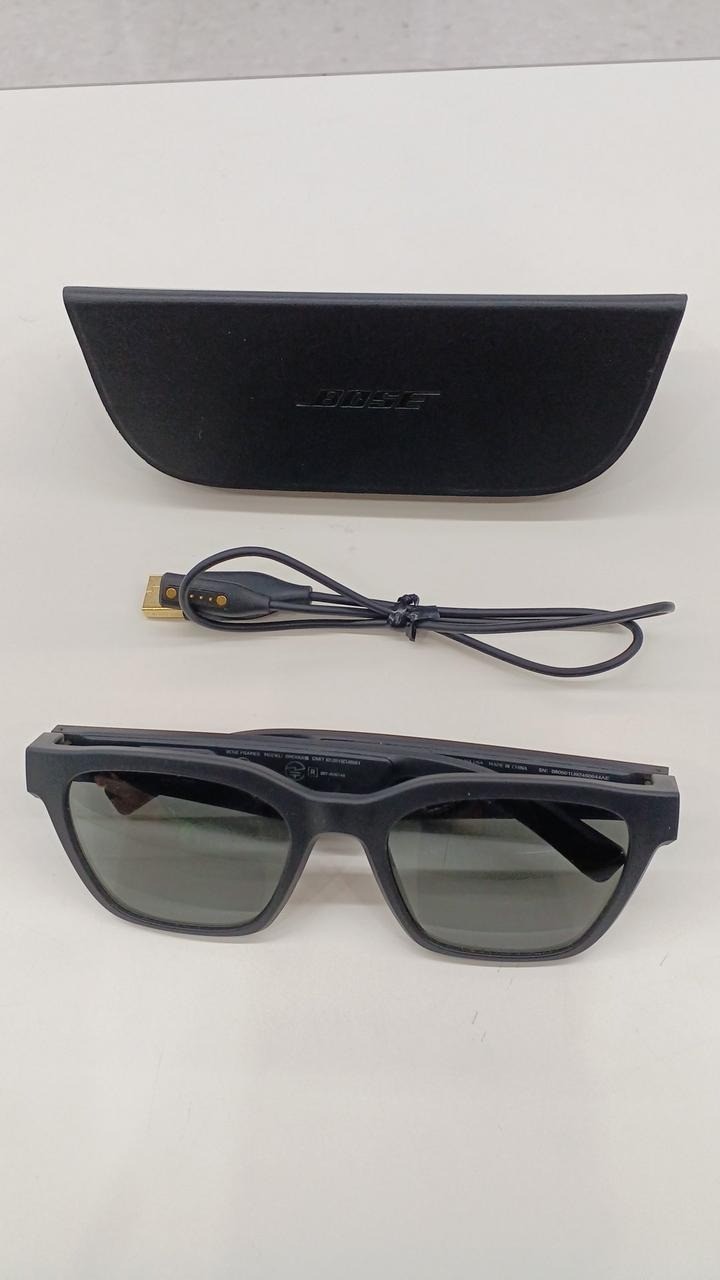 BOSE FRAMES ALTO BLUETOOTH AUDIO SUNGLASSES BLACK Used