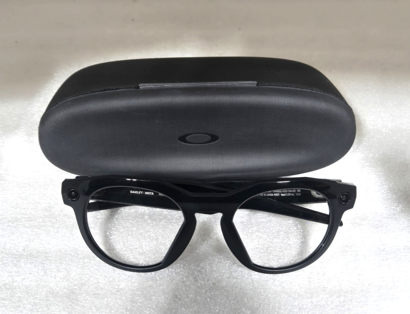Oakley Meta HSTN OW8002-0251 AI Smart Glasses w/case FAST FREE SHIPPING a