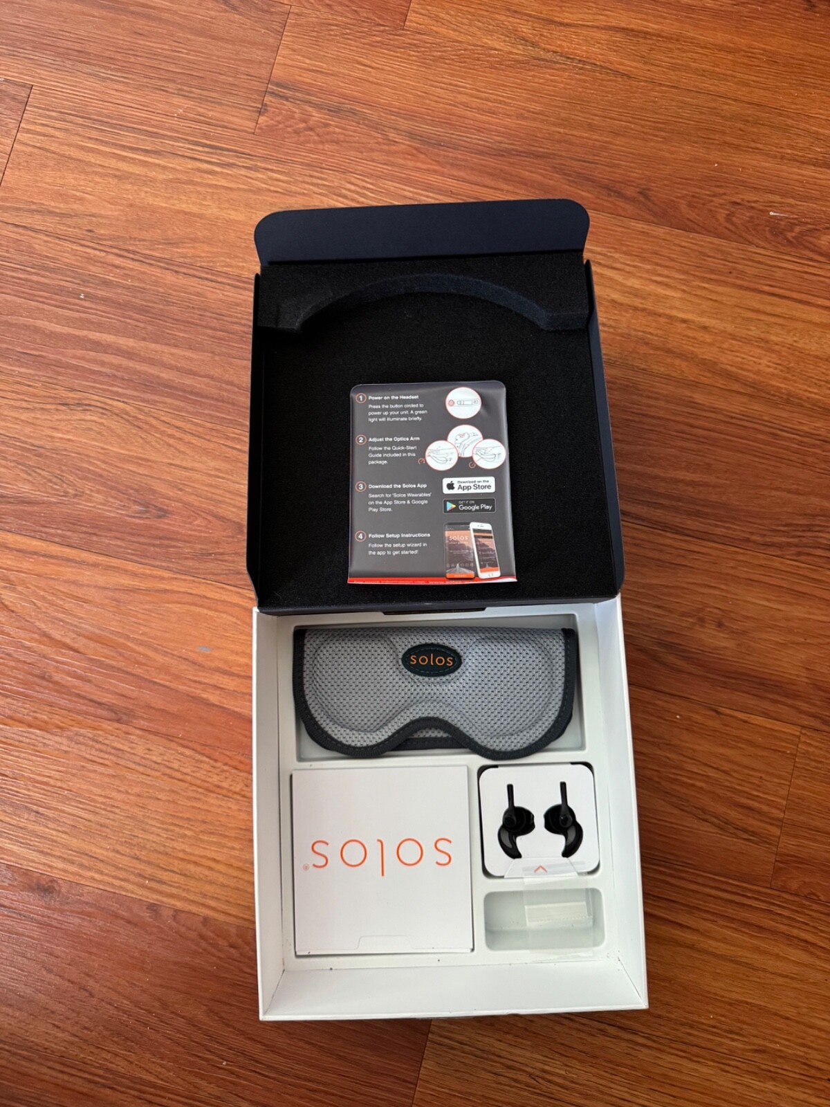 Solos Smart Glasses – Yellow lenses