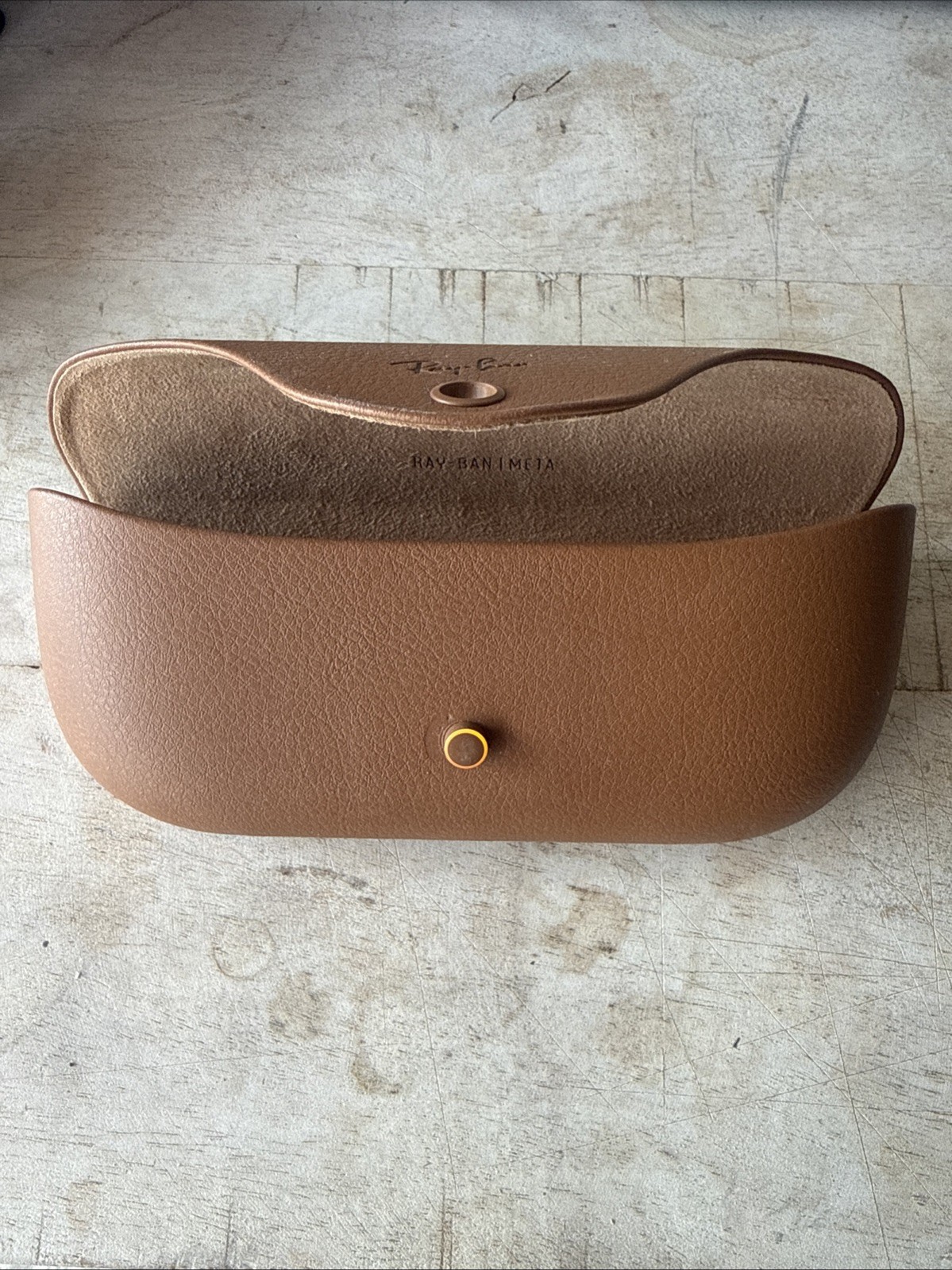 RAY-BAN Charging Case For Meta GEN 2 Smart Glasses Brown – Used Perfect