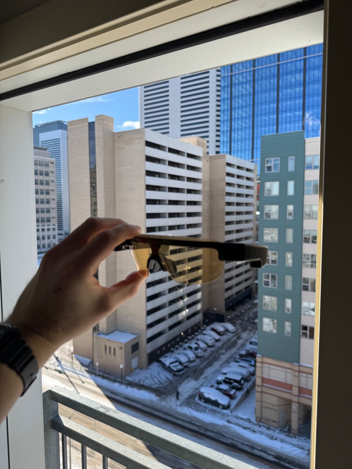 Solos Smart Glasses – Yellow lenses