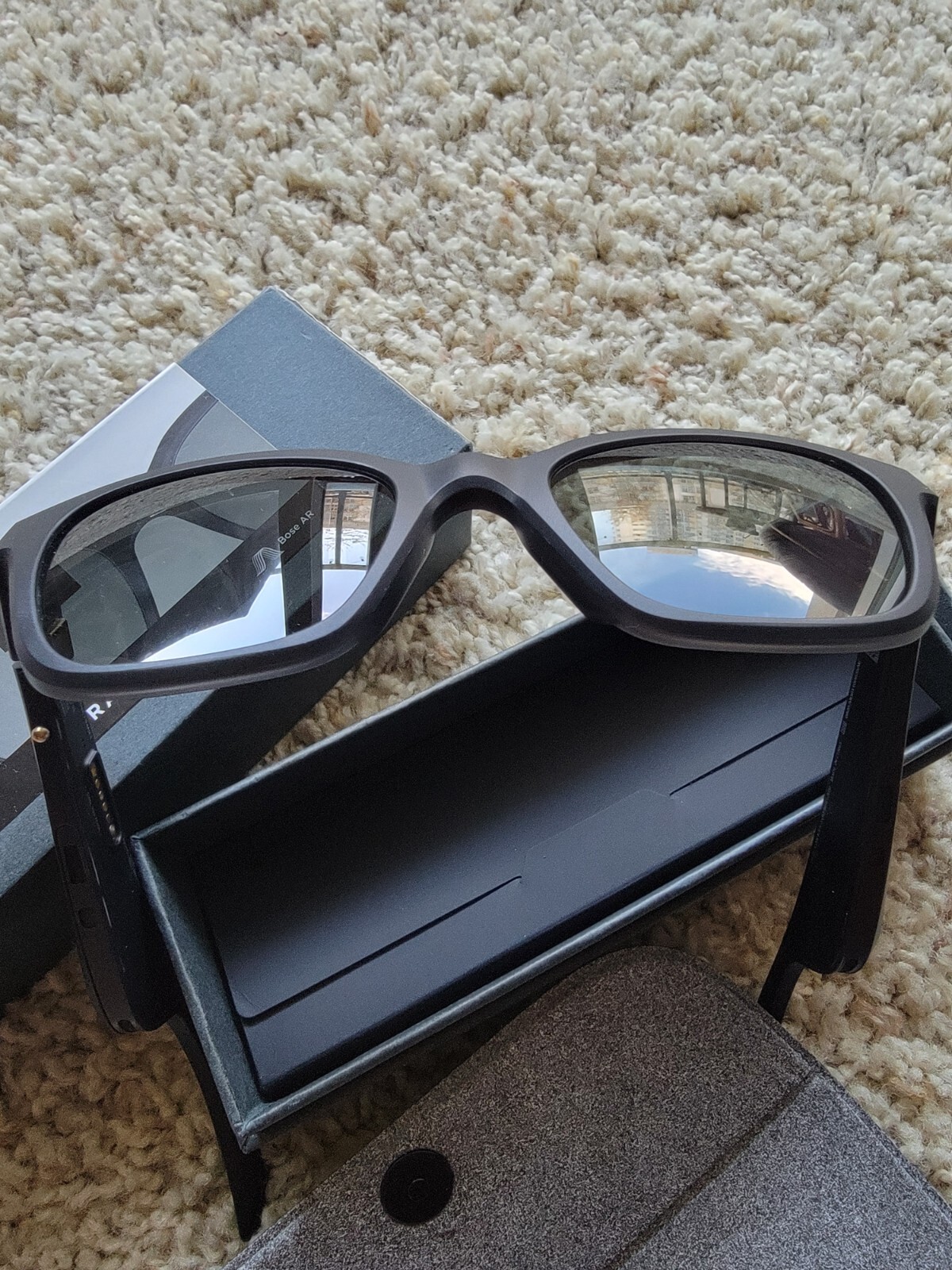 Bose Frames Alto Style – Audio Sunglasses with Open Ear Headphones, Bluetooth