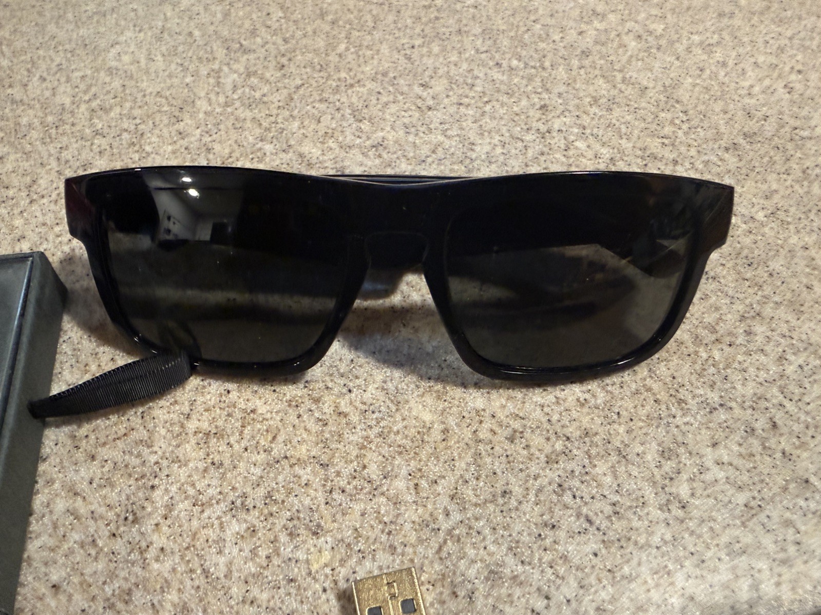 Bose Tenor Frames Bluetooth Audio Microphone Sunglasses black and blue lenses