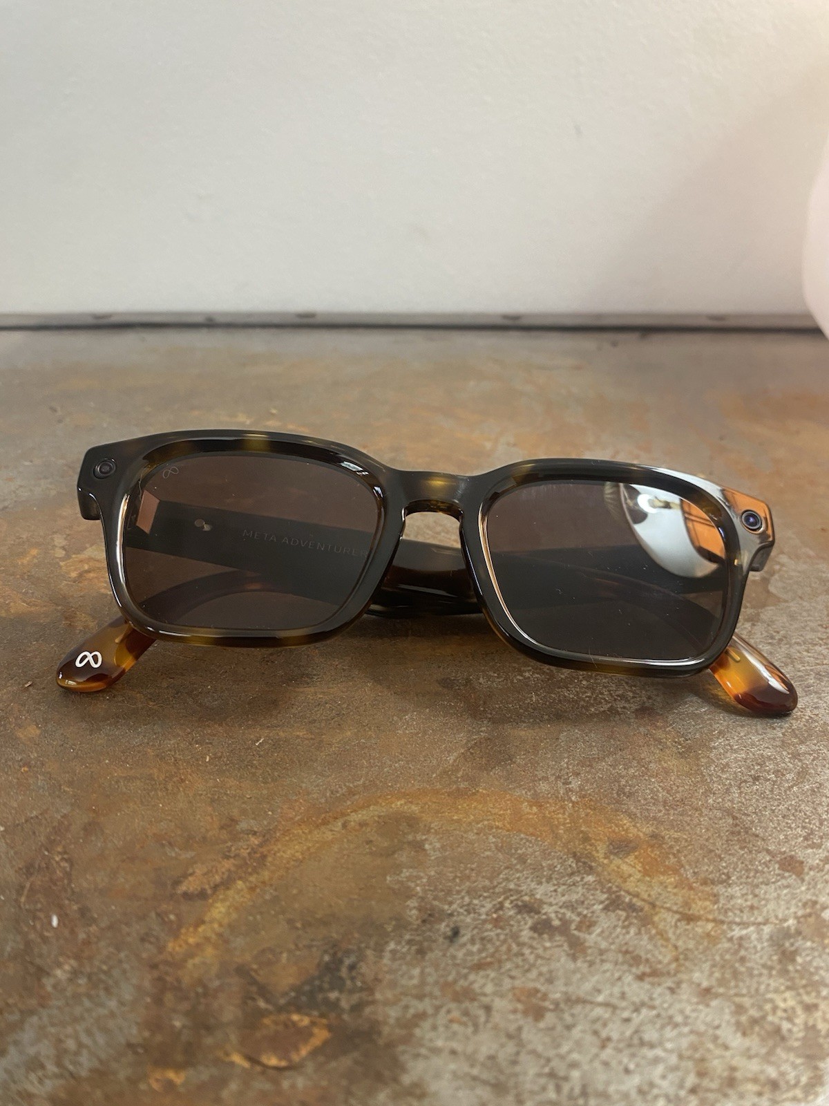 META ADVENTURER AI Smart Glasses Tortoise Brown Frames / Brown Lenses standard