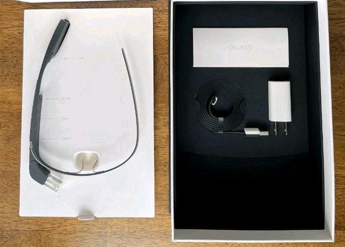 CHARCOAL NEW IN BOX Google Glass Explorer Edition V3 XE-C FULL KIT