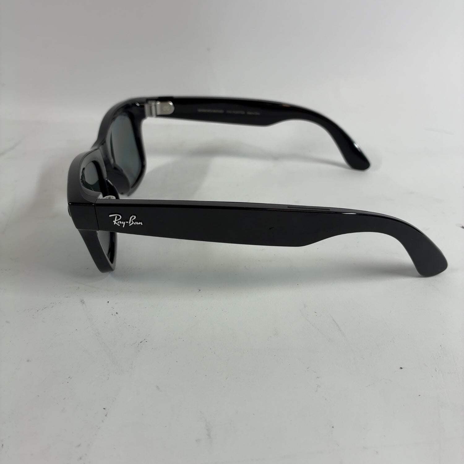 Ray-Ban Meta Wayfarer Shiny Black Standard RW4006 601/71 AI Smart Glasses
