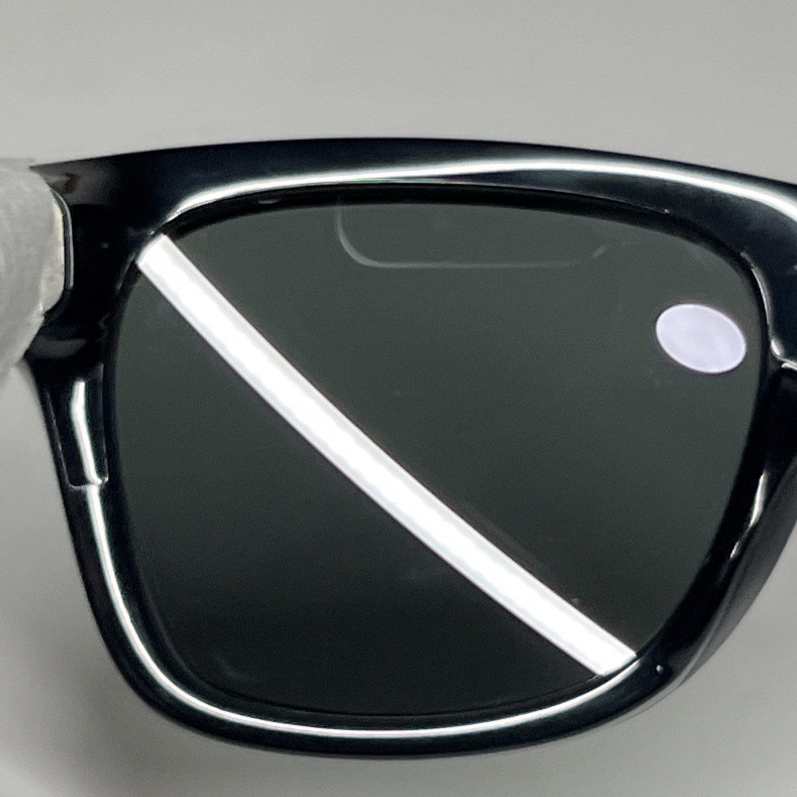 Ray-Ban Meta Wayfarer Gen 1 Smart Glasses RW4006 w/ Case New Other – Read