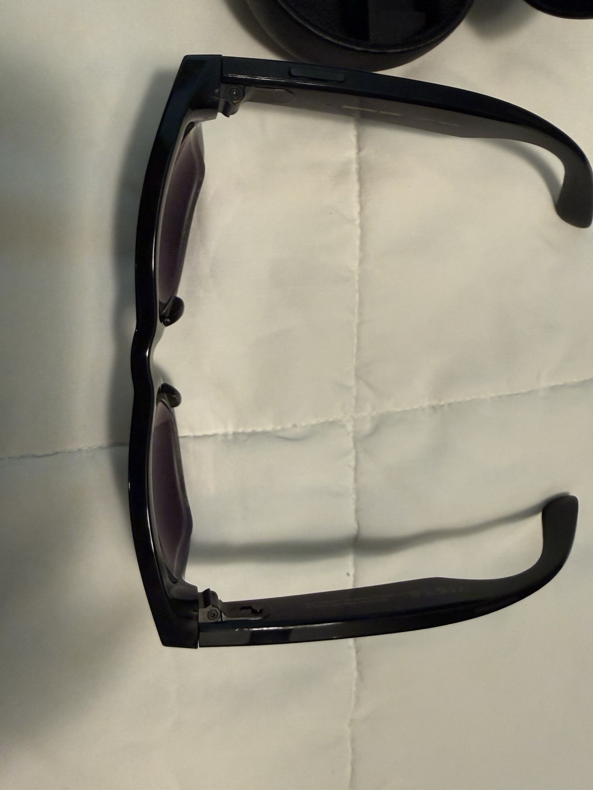 Ray-Ban Meta Stories Wayfarer (Gen 1) Black RW4002 NEW In BOX