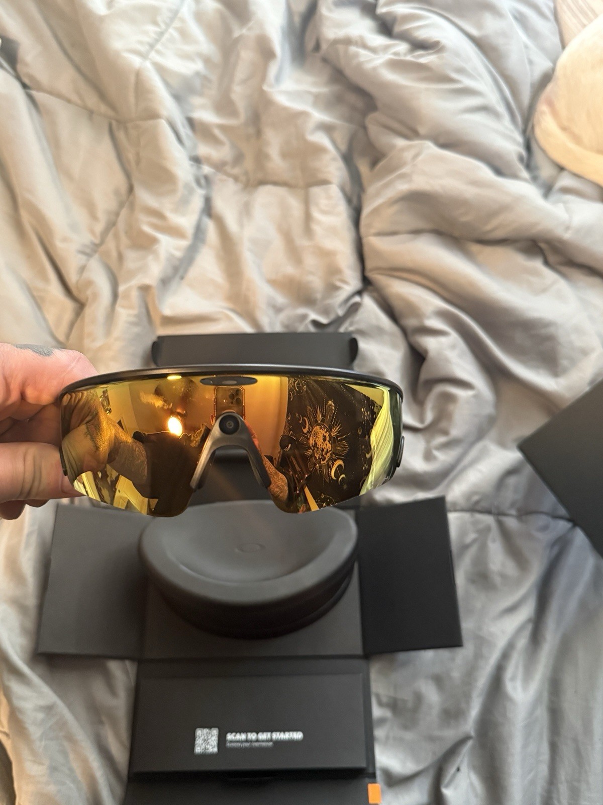 Smart Glasses Gold Mirror Lens Camera Wearable Technology Video Recording