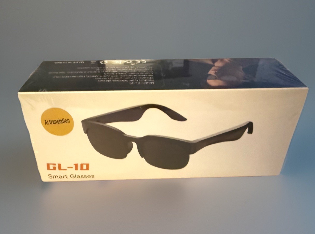 GL-10 Smart Glasses with Bluetooth Connectivity and AI Translation Technology