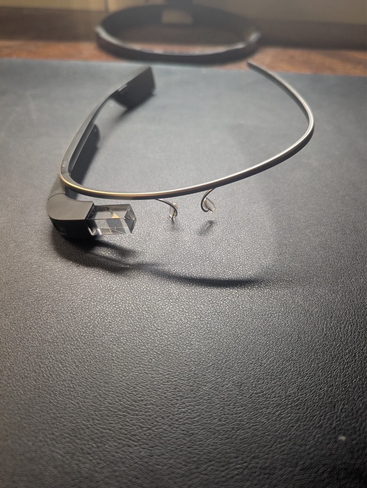 Google Glass Explorer Edition – Firmware Updated – Prism Display Failure – AS-IS