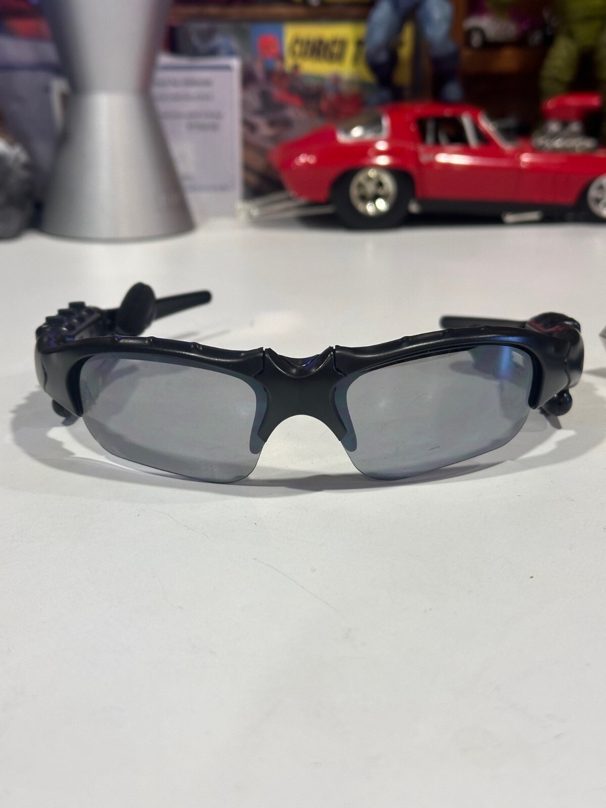 Smart Wear Fashion Ploneer Gunglasses Bluetooth Pre-Owned Works Great