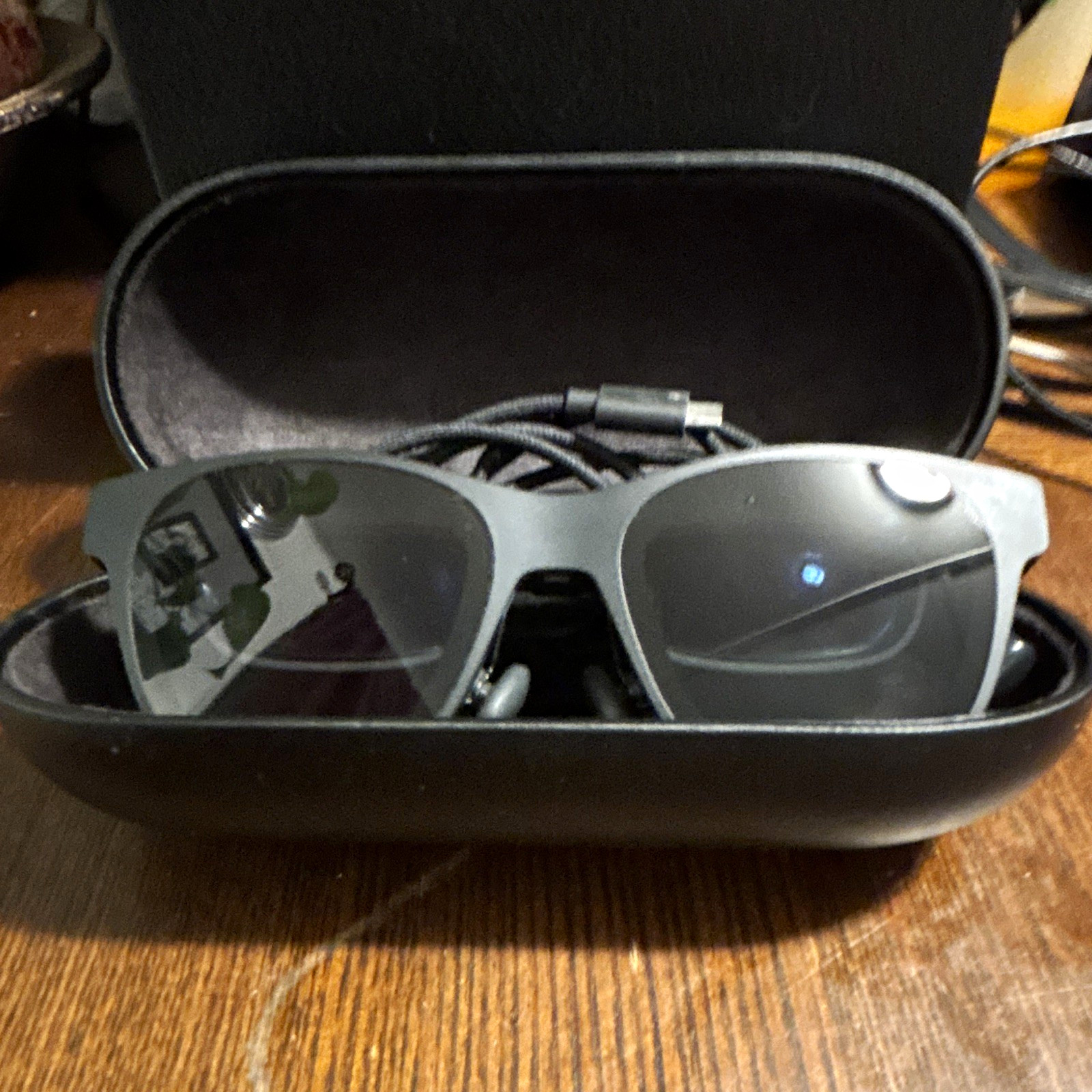 XREAL Air 2 Pro Smart Glasses Black w/ Case & USB-C Cable MPN X1003