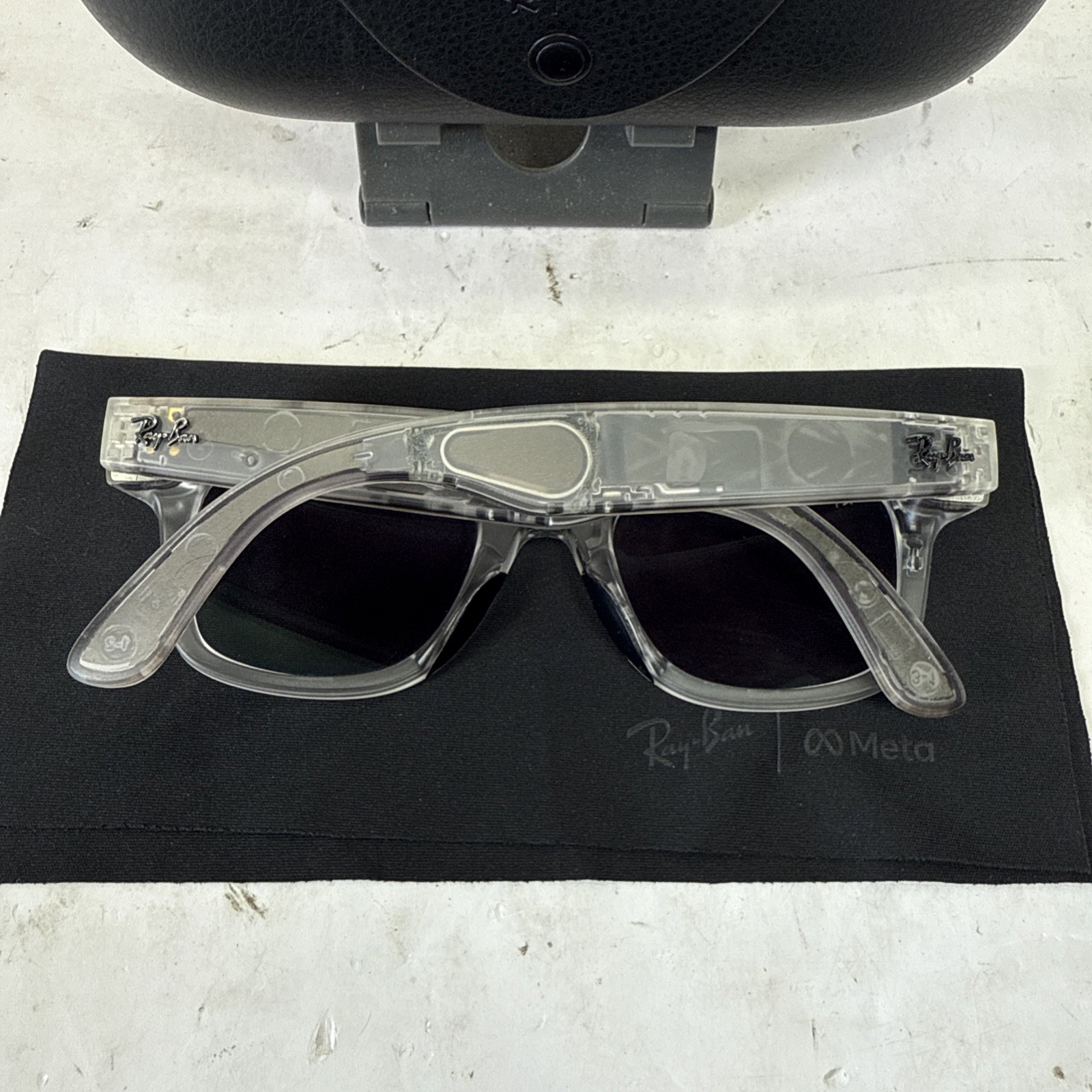 “CUSTOM” Ray-Ban Meta Wayfarer Limited Edition SAPPHIRE Ruby Transitions Lenses