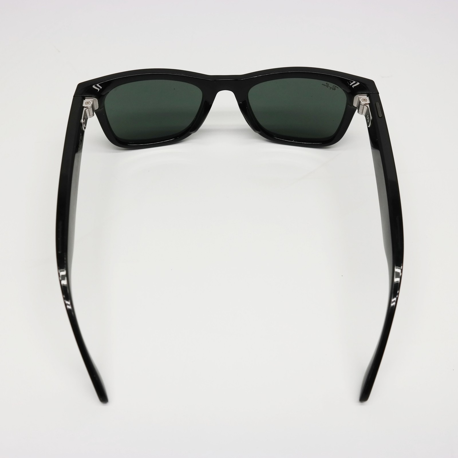 Ray-Ban Meta Wayfarer RW4008 AI Glasses Green Lenses Shiny Black