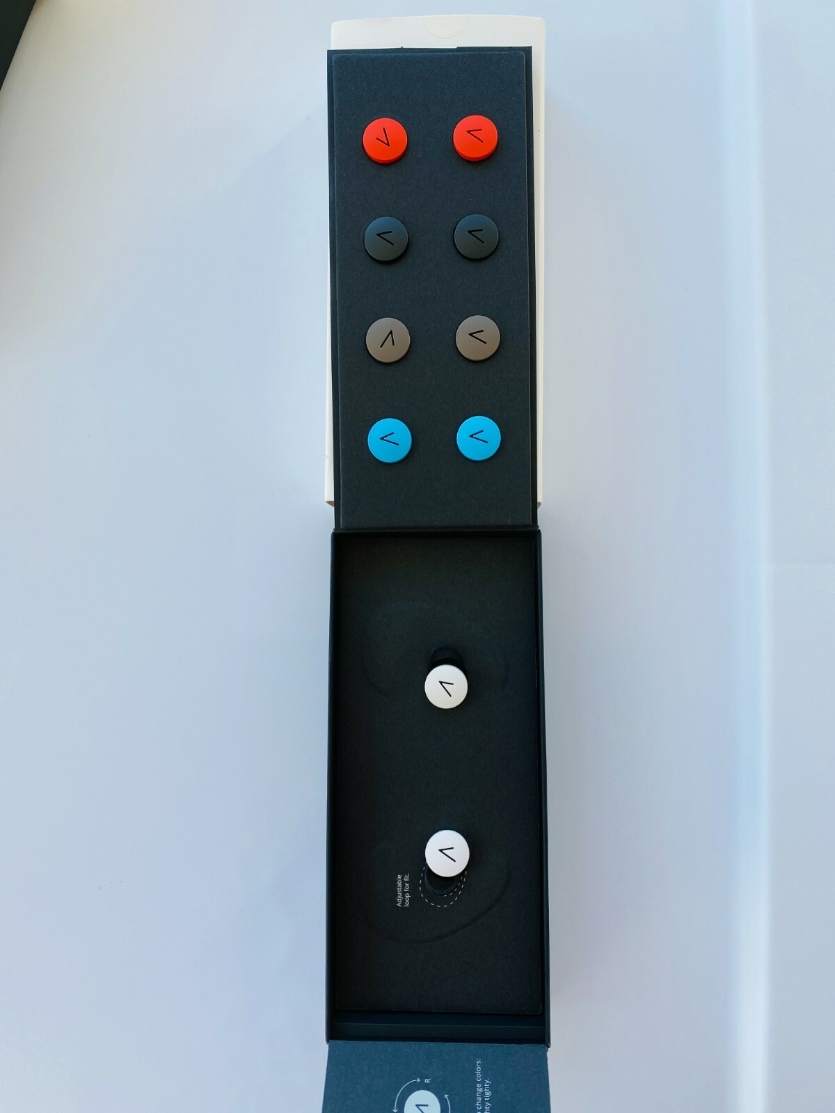 Google Glass Explorer Edition in charcoal, Model XE-C