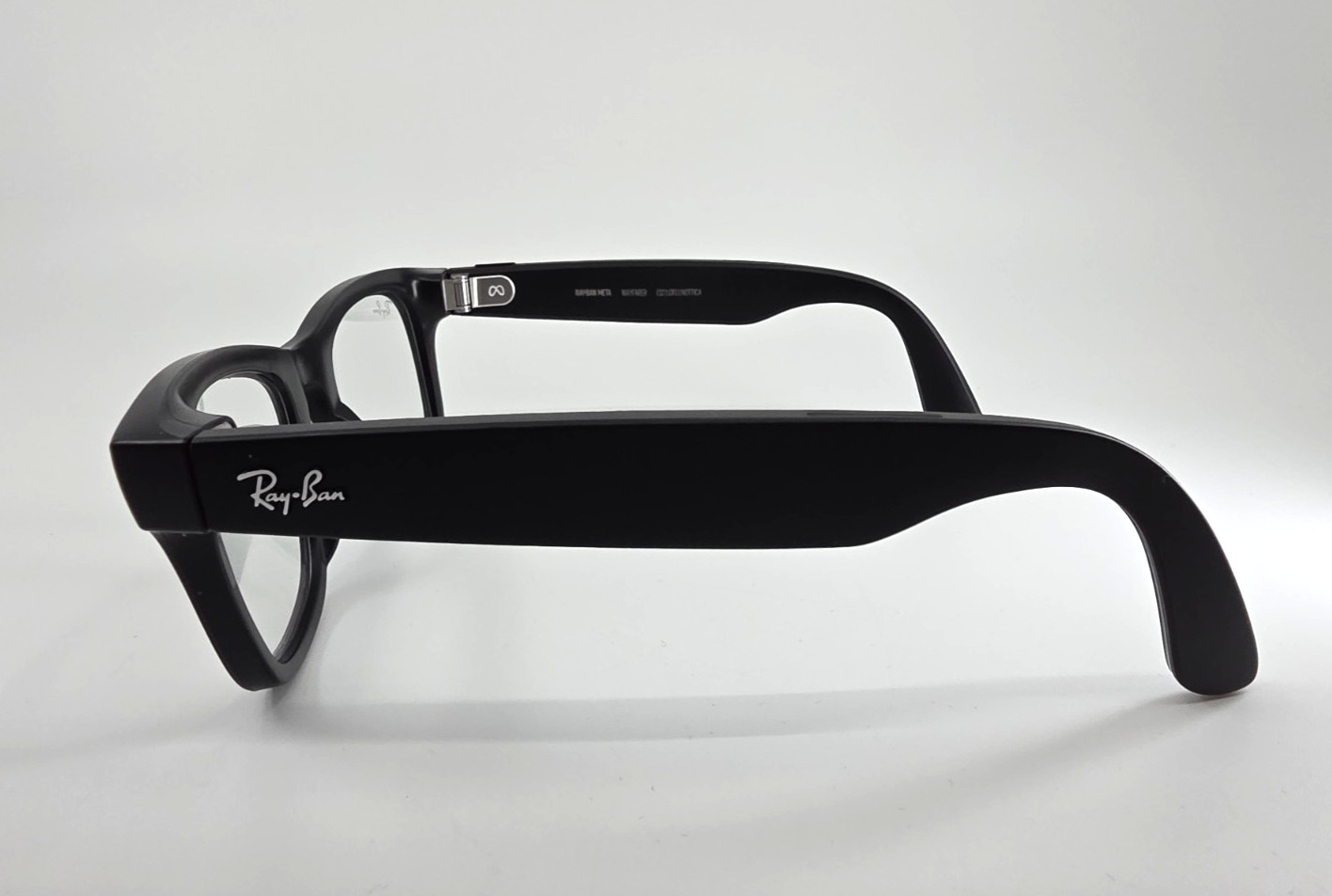 Ray-Ban Meta Wayfarer RW4006 601S1M50 Sunglasses – Matte Black – Free Shipping