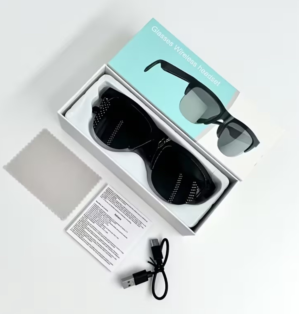 Wireless Smart Glasses With Audio & Voice Call Capabilities, Designed For Travel