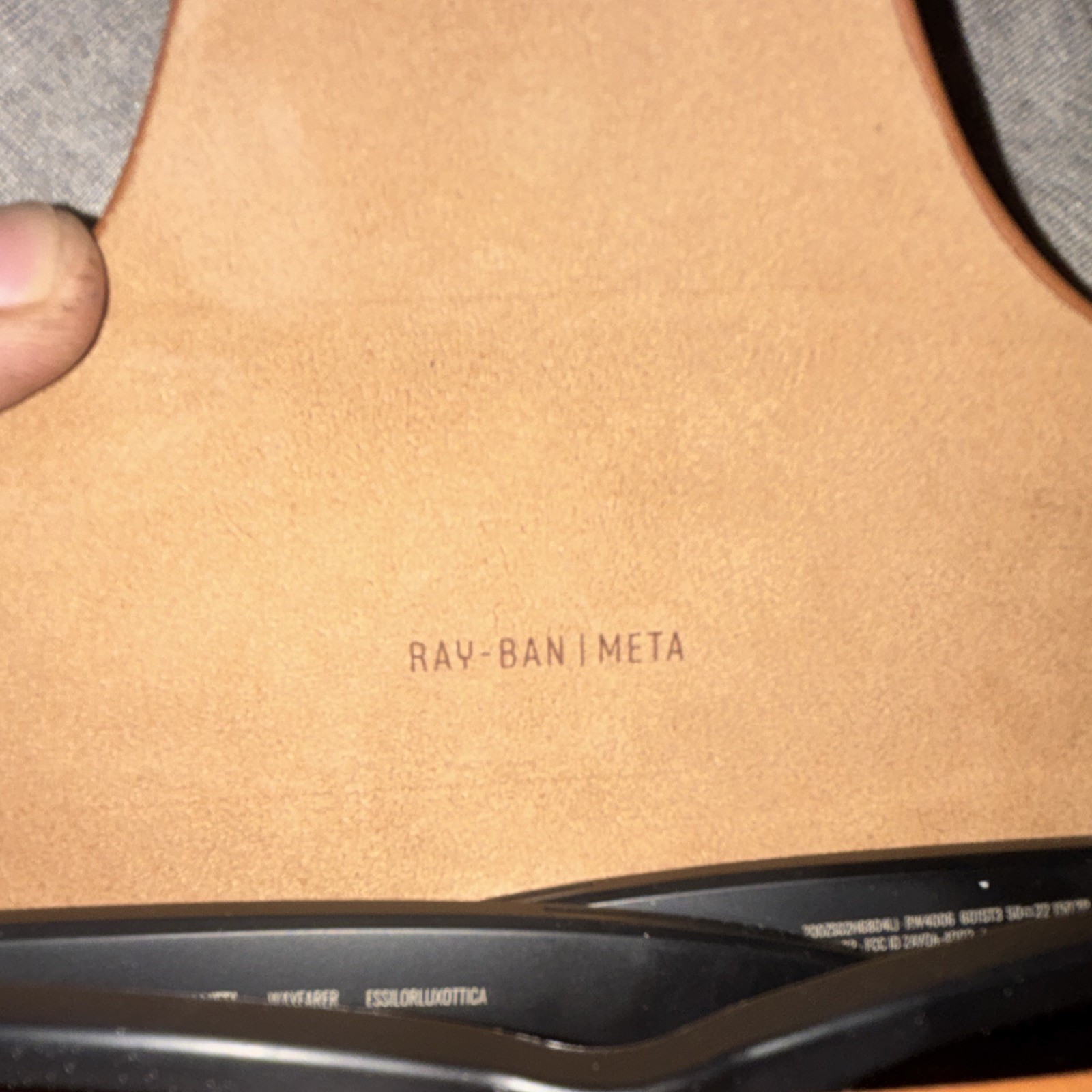 Ray-Ban Meta RW4006 Smart Glasses Black Frame w/ Case, Bluetooth Wi-Fi