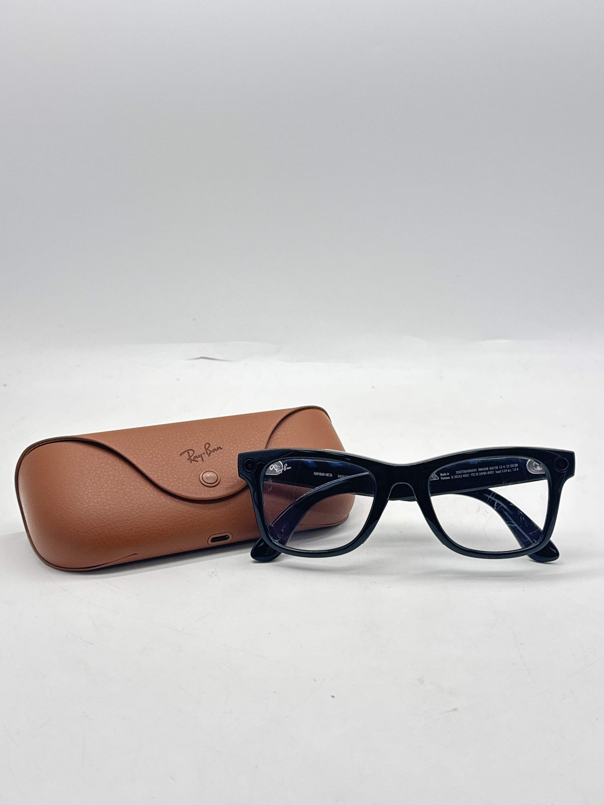 Ray-Ban Meta Wayfarer RW4008 Large Shiny Black Clear Smart Glasses Used