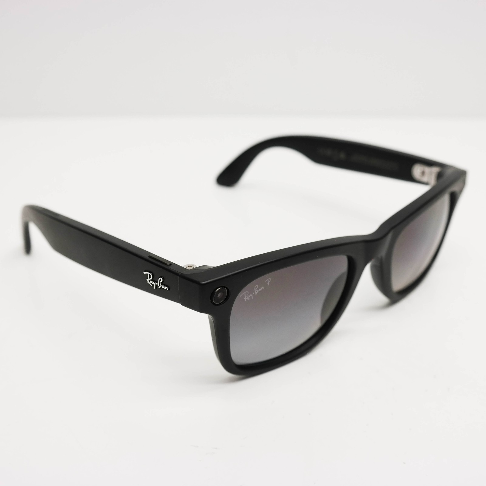 Ray-Ban Meta Wayfarer RW4008 Smart Glasses Black Grey Polarized