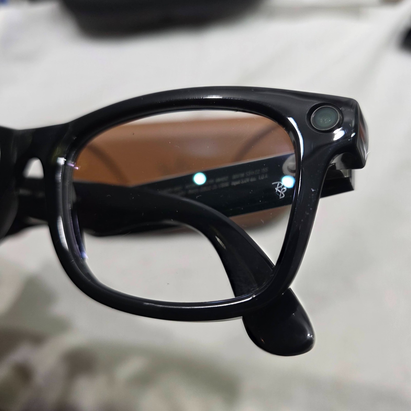 Ray-Ban Meta Wayfarer Gen 2 Smart Sunglasses – Shiny Black/Transitions – LARGE