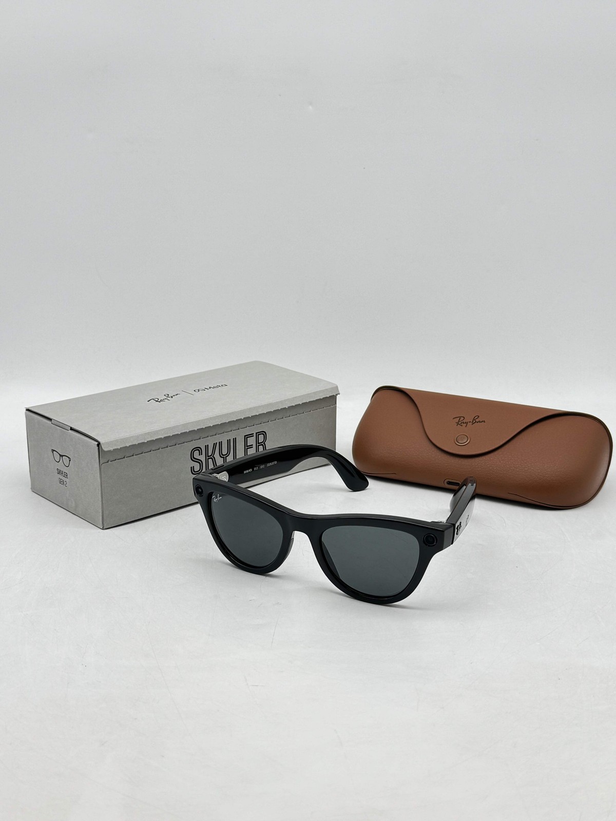 Ray-Ban Meta Skyler Gen 2 Smart Glasses RW4014 Shiny Black / Green-G15