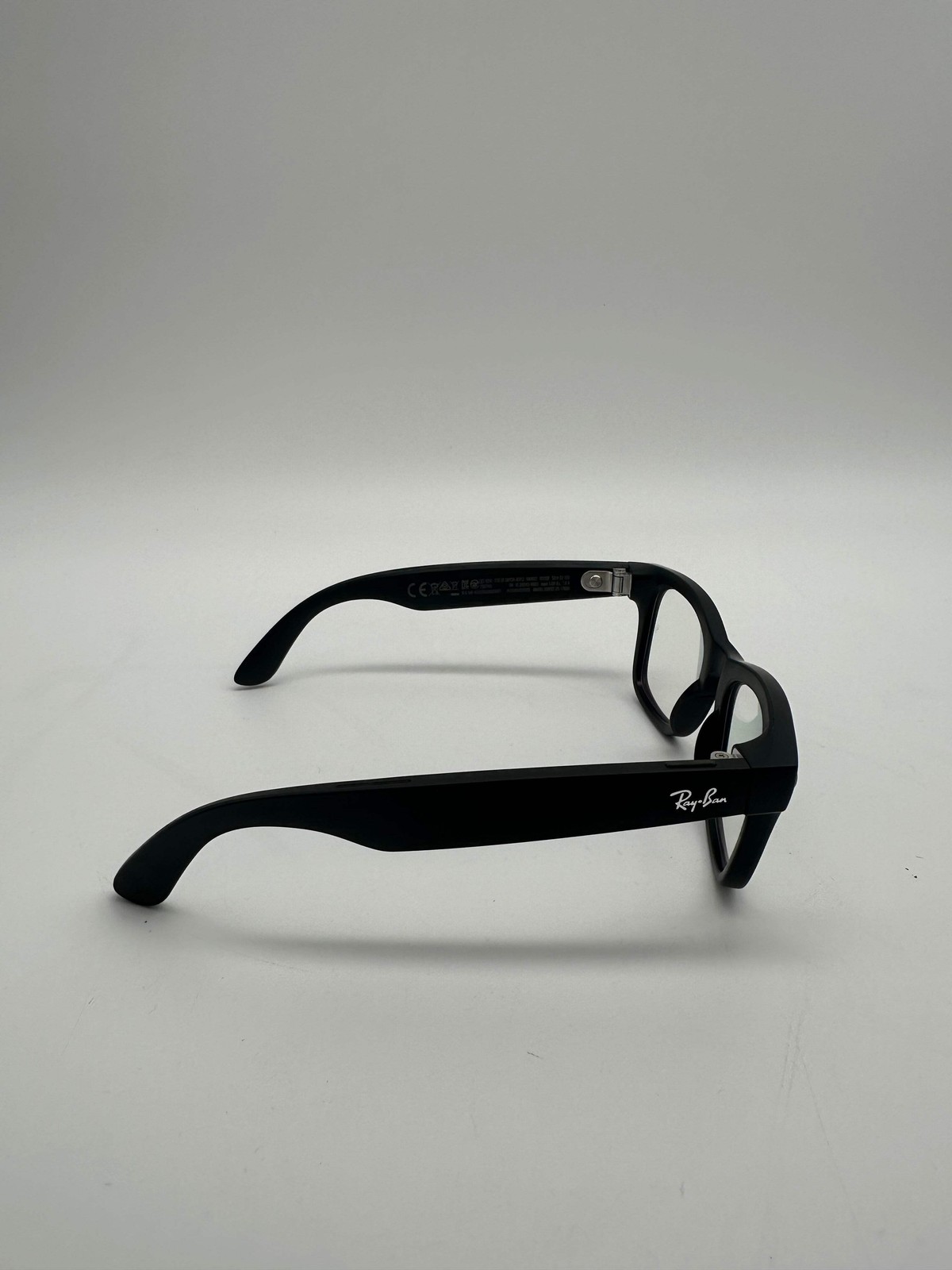 Ray-Ban Meta Wayfarer RW4012 Matte Black Clear 2024 Smart Glasses Used