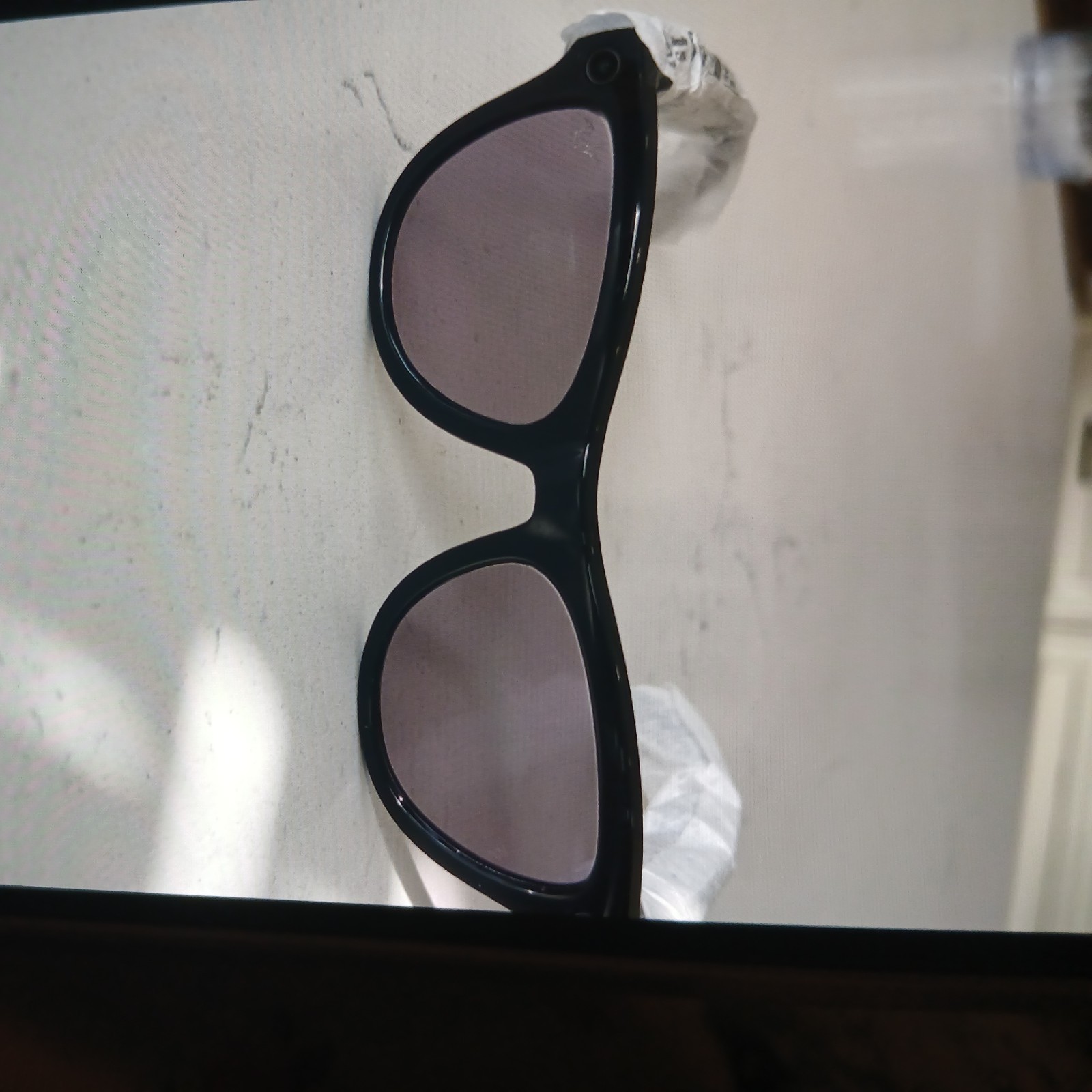 RAY-BAN Meta SKYLER Smart Sunglasses Shiny Black / Clear to Amethyst Transition