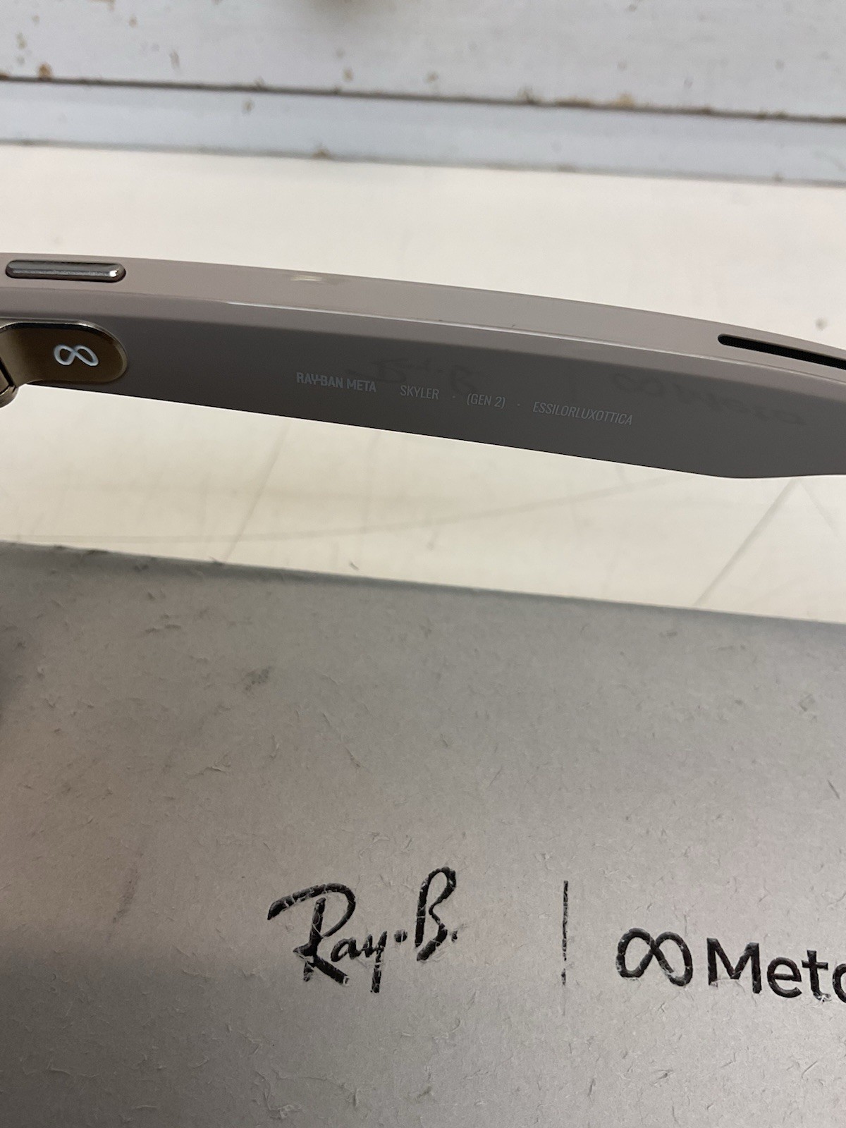 Ray-Ban Meta Skyler Gen 2 RW4014 Size 52 Smart Glasses Chalky Gray