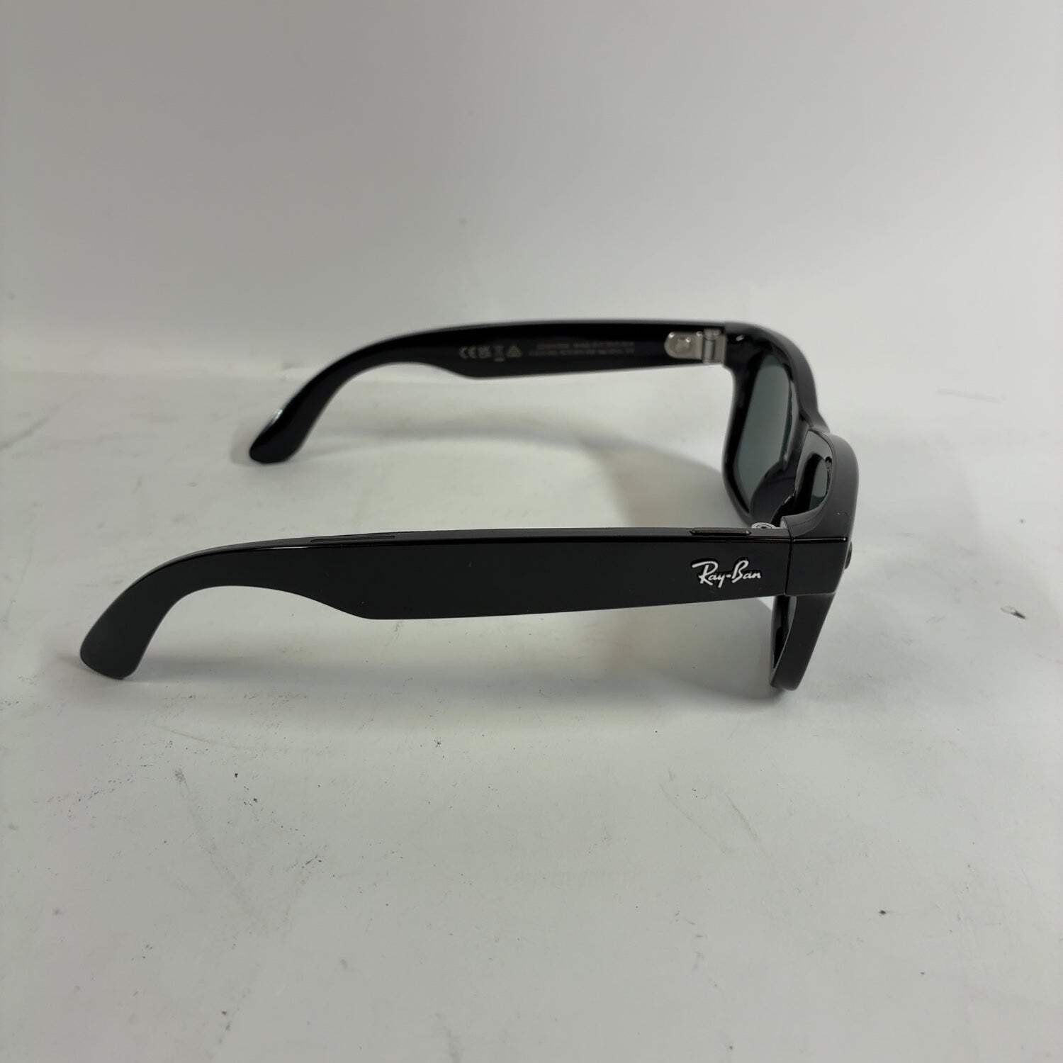 Ray-Ban Meta Wayfarer Shiny Black Standard RW4006 601/71 AI Smart Glasses