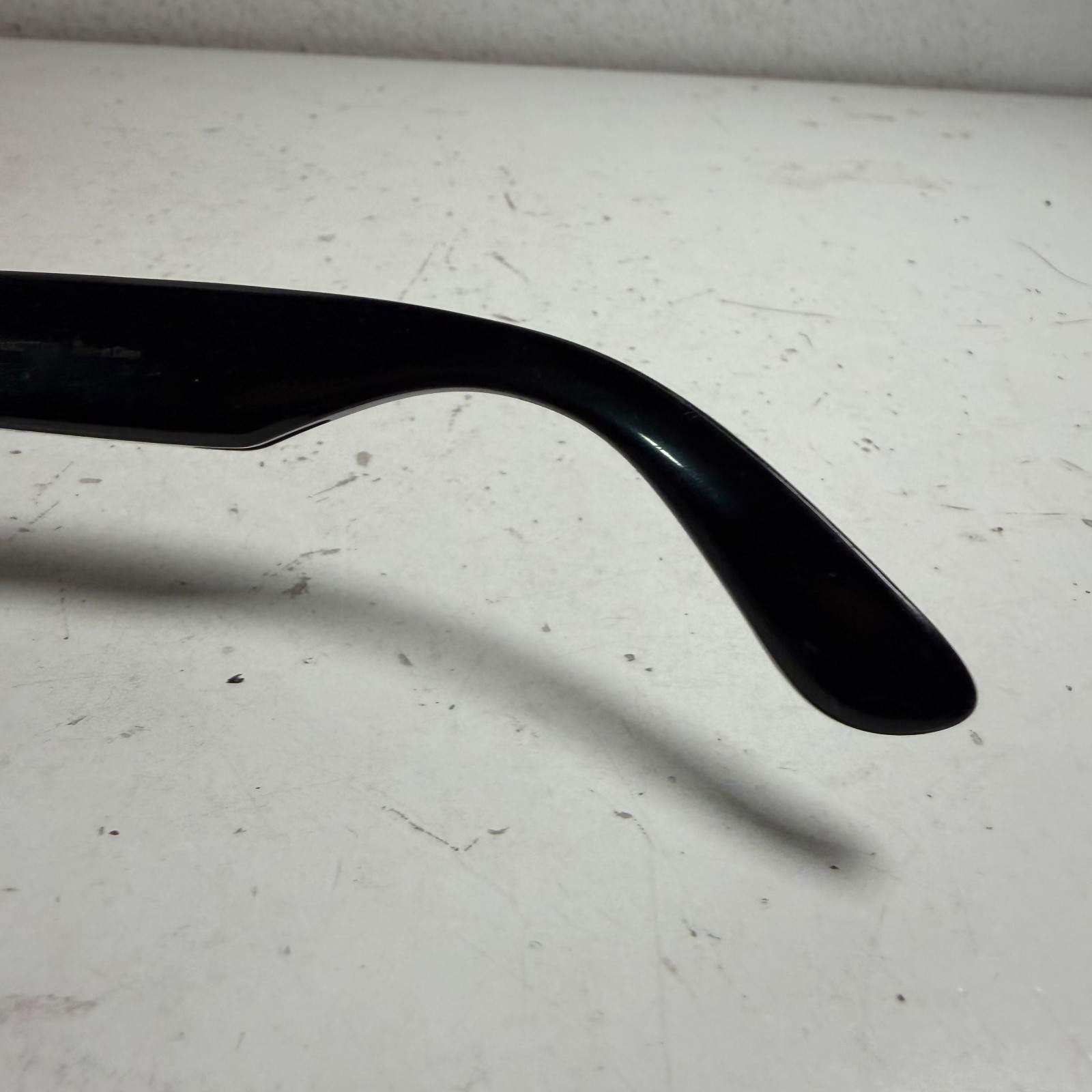 Ray-Ban Stories Meteor RW4005 Black Meta Smart Glasses with Charging Case