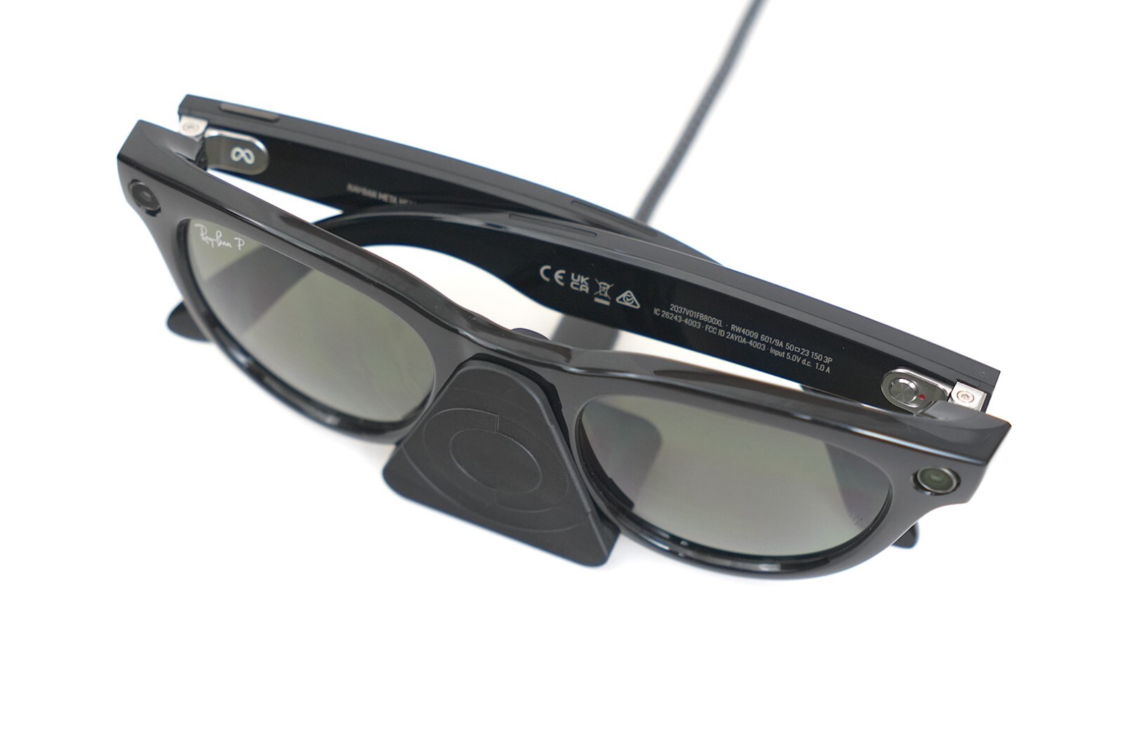Charging Stand for Ray-Ban Meta Smart-Glasses, Charger for Wayfarer & Headliner
