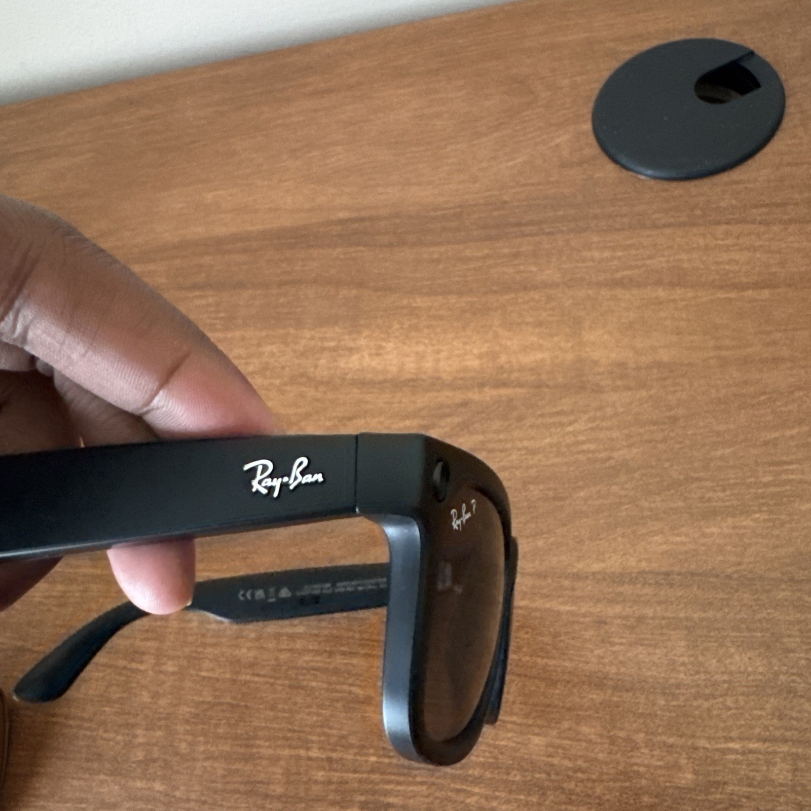 Ray-Ban Meta Wayfarer Gen 1 Matte Black Polarized RW4008 AI Smart Glasses