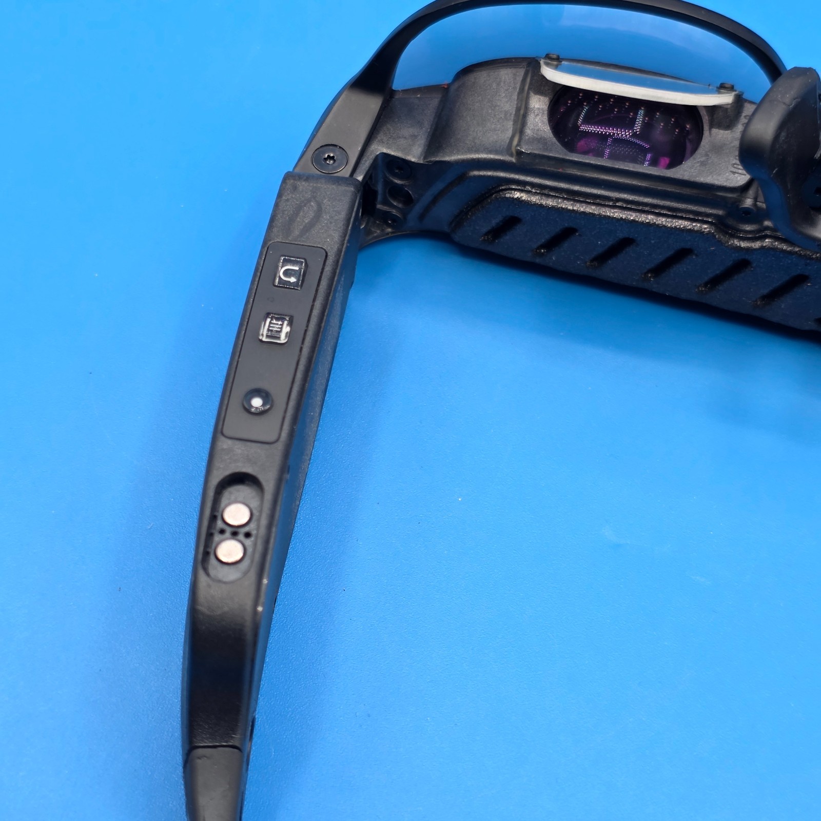 FOR PARTS OR REPAIRS ODG AR Glasses R7L Augmented Reality Glasses W Hard Case