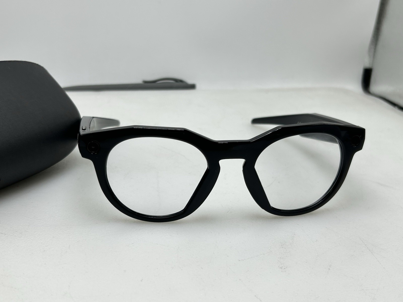 Oakley Meta Glasses HSTN – OW8002-0751 – 51-22 – Clear Lense & Shiny Black Frame