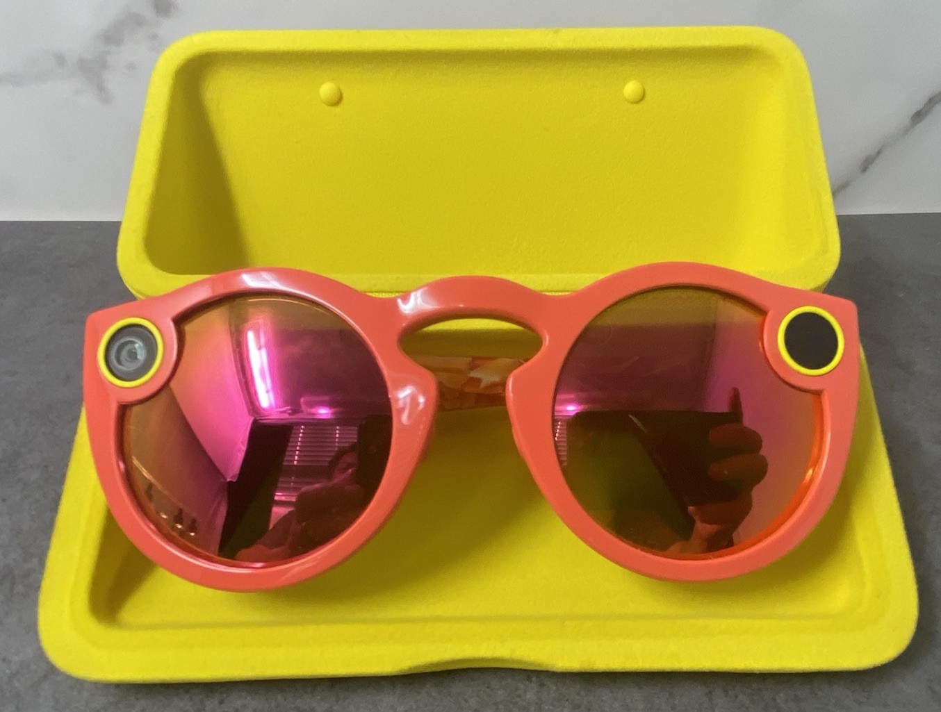 Snapchat Spectacles V1 Coral w/ Case Charger New Open Box
