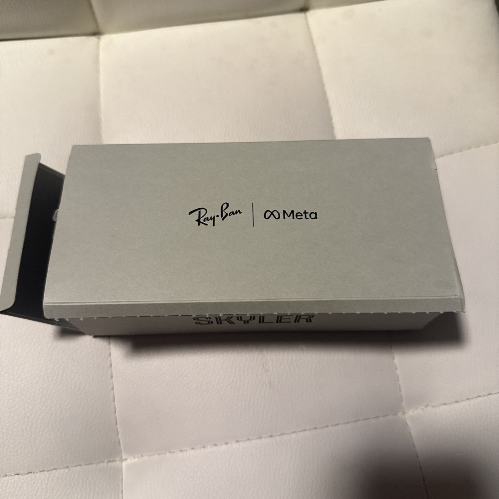 Ray-Ban Meta Wayfarer Shiny Chalky Gray (SKYLER RW4010 ) Smart Glasses