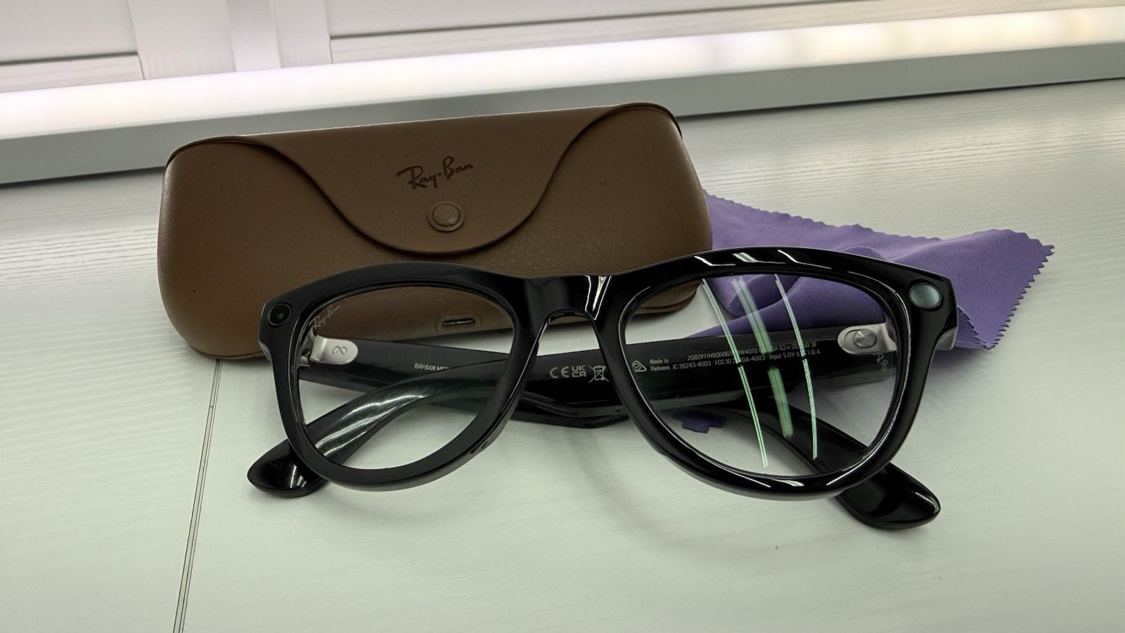 Ray-Ban Meta Skyler (Gen 1), Shiny Black / Clear Used Great Condition