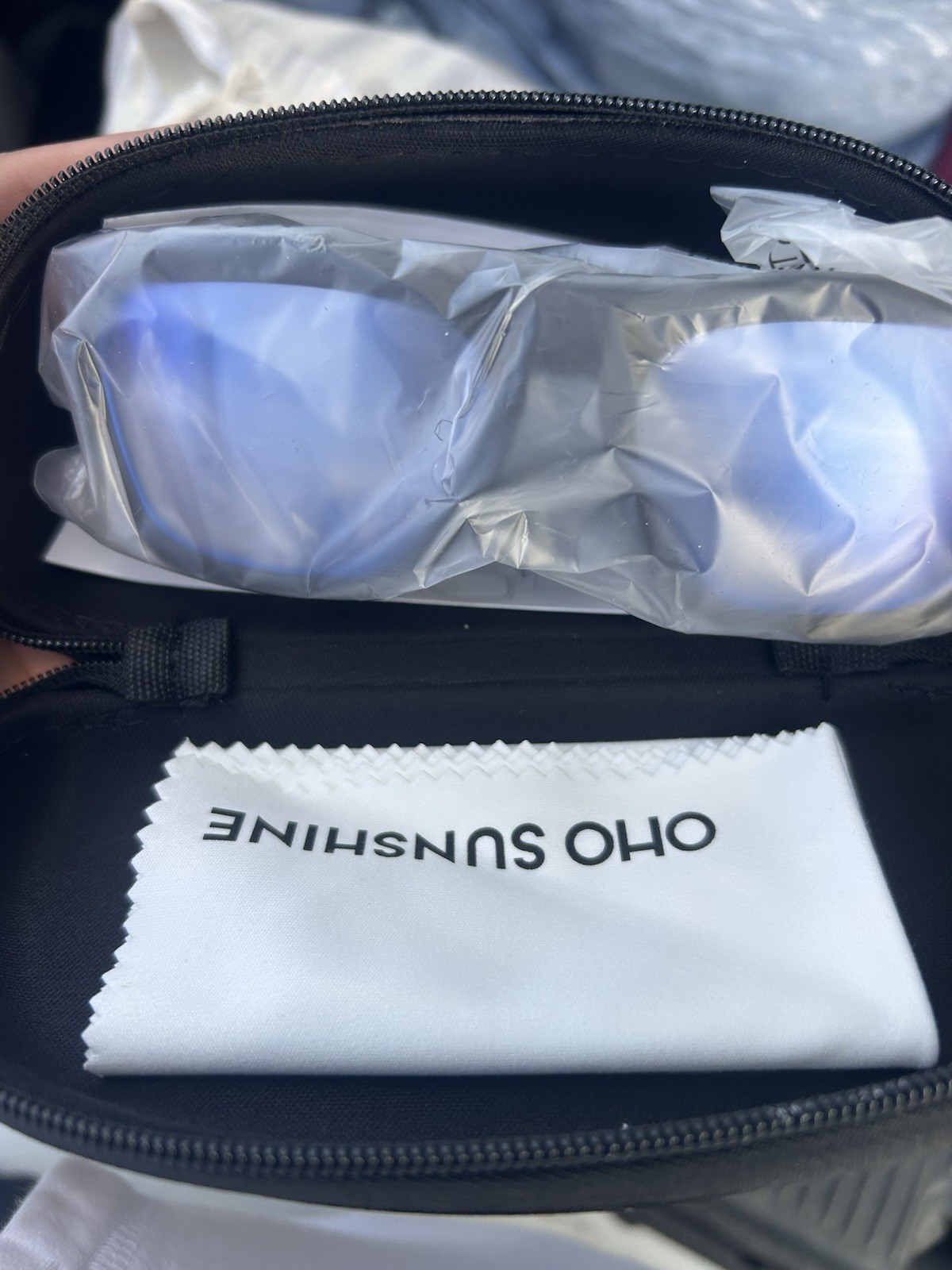 OHO SUNSHINE 07 Smart Glasses Model 07 with Case and Cleaning Cloth Included
