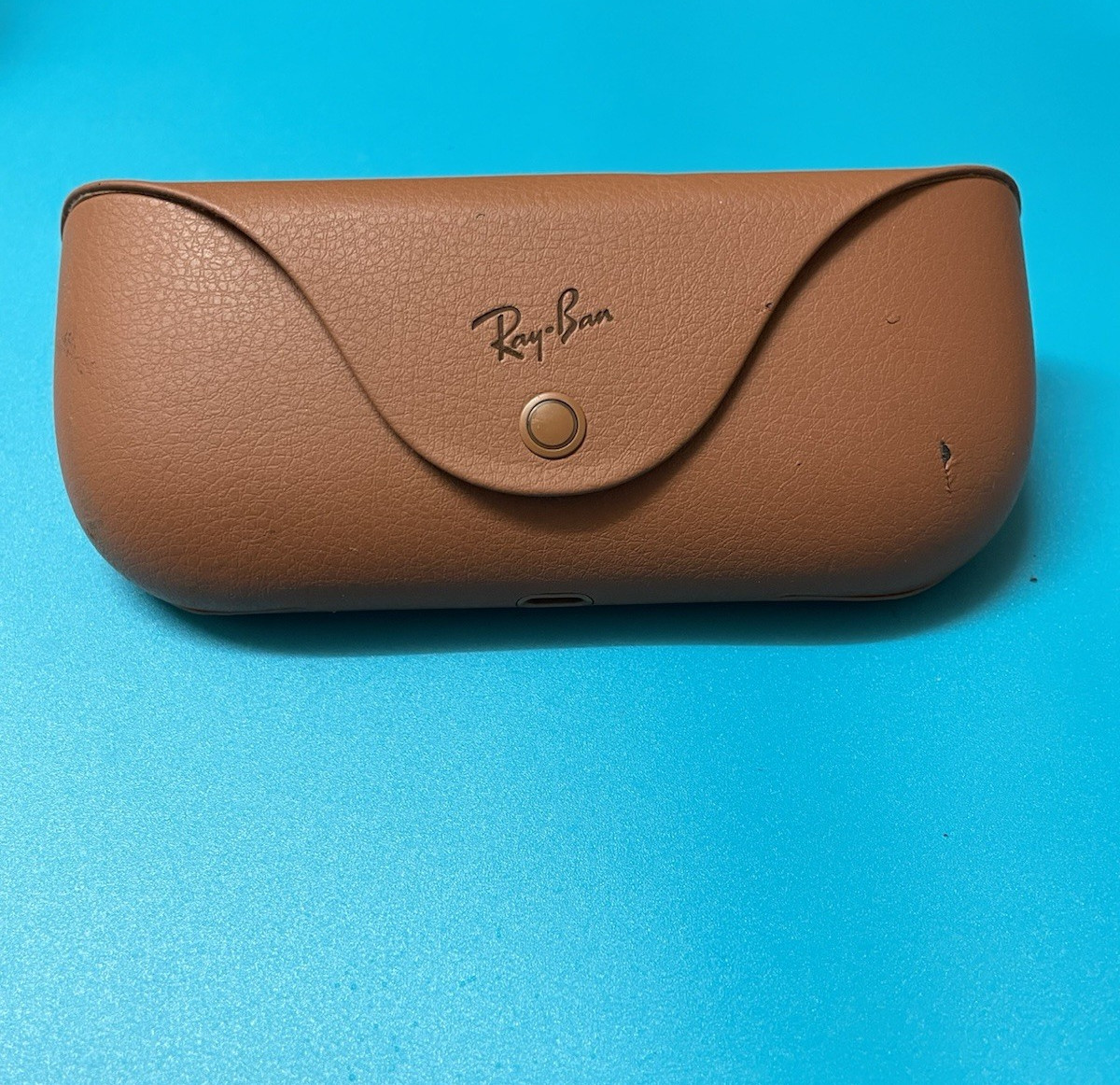OEM Ray-Ban Meta Case 1AT2414A00 Wayfarer CHARGING CASE ONLY