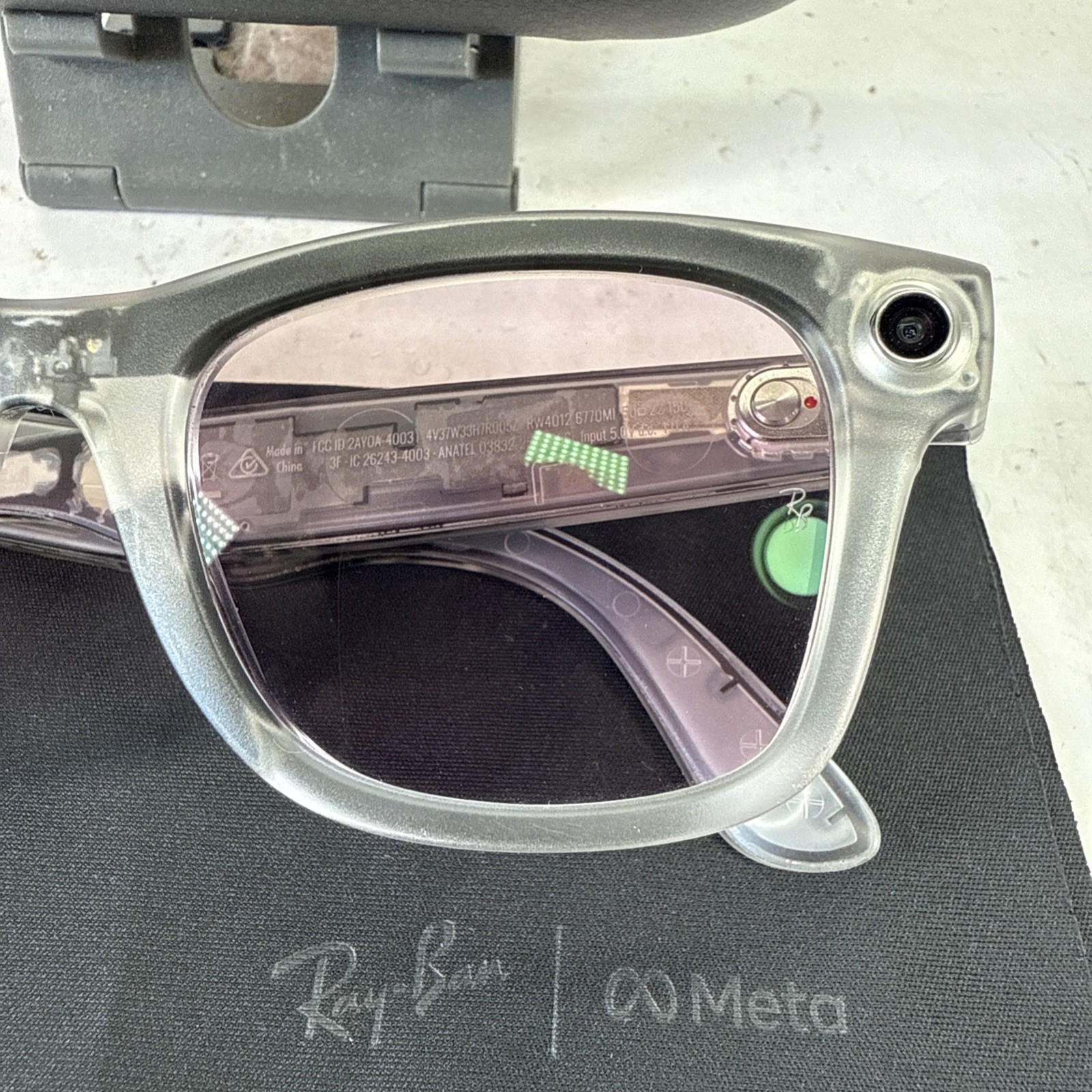 “CUSTOM” Ray-Ban Meta Wayfarer Limited Edition SAPPHIRE Ruby Transitions Lenses