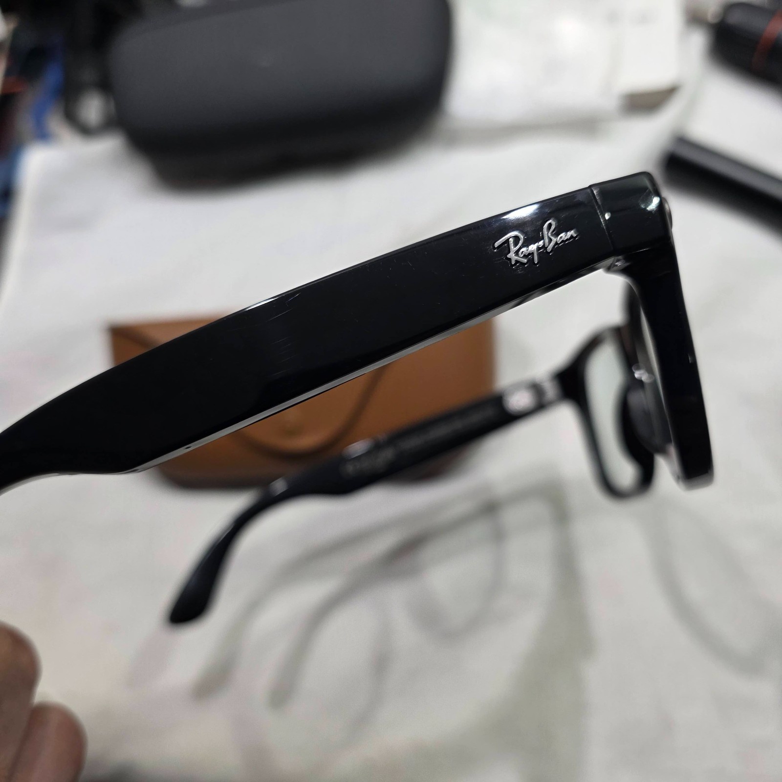 Ray-Ban Meta Wayfarer Gen 2 Smart Sunglasses – Shiny Black/Transitions – LARGE