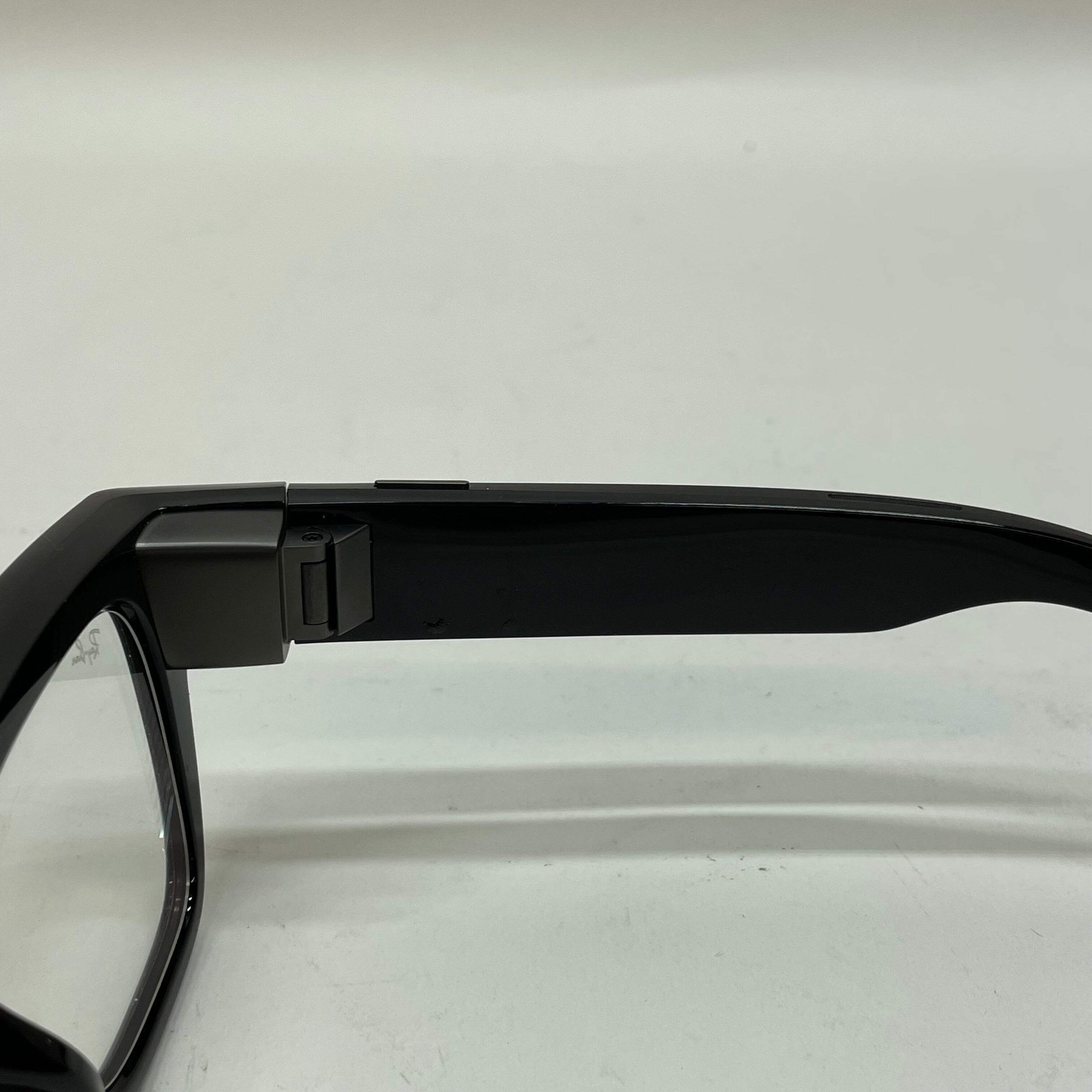Ray-Ban Meta Display & Neural Band Shiny Black Transitions AI Smart Glasses