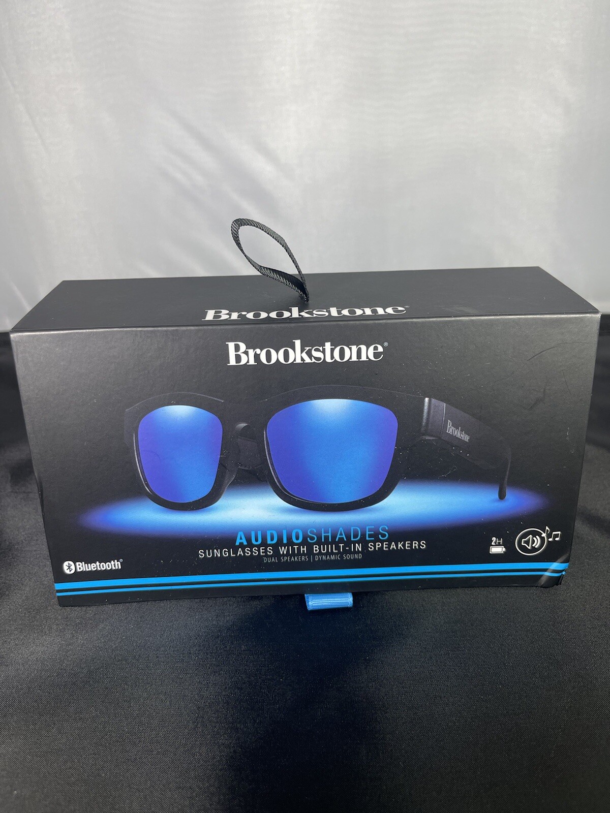 Brookstone Audioshades Sunglasses w/ Built-In Bluetooth Speakers – Black – NIB!