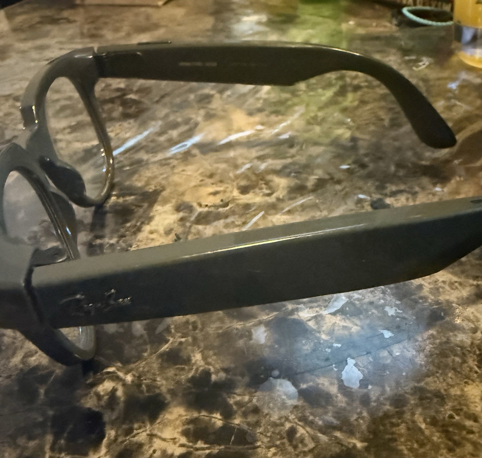 Ray-Ban Stories Meteor Smart Glasses RW4002 Bluetooth Wi-Fi with Case