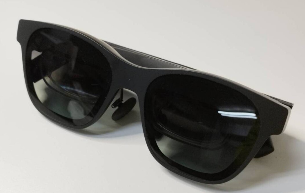 XREAL Air 2 Pro Smart AR Glasses Wearable Display Projector Tested Used